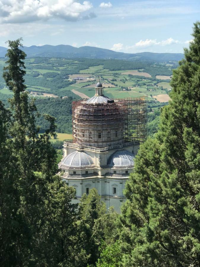 Il Rifugio Dell' Artista Apartment Todi Bagian luar foto